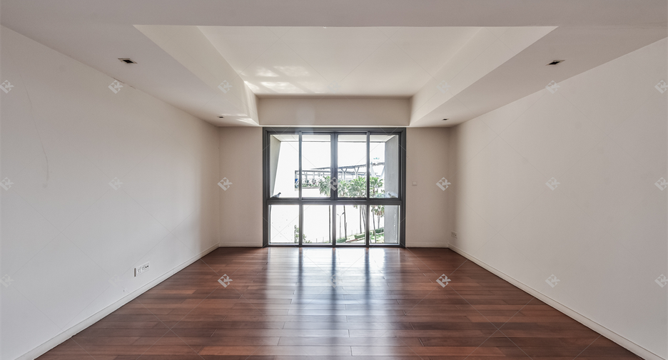Wohnung zum Kauf mit 3 Zimmer in Yan Nawa, Bangkok