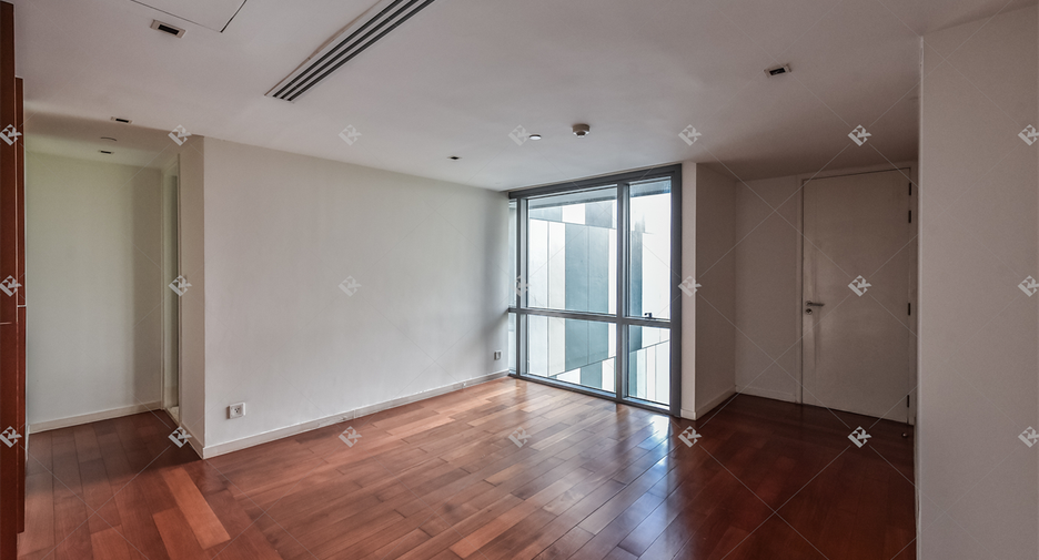 Wohnung zum Kauf mit 3 Zimmer in Yan Nawa, Bangkok