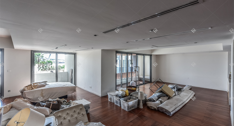 Wohnung zum Kauf mit 3 Zimmer in Yan Nawa, Bangkok