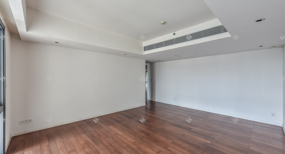 Wohnung zum Kauf mit 3 Zimmer in Yan Nawa, Bangkok