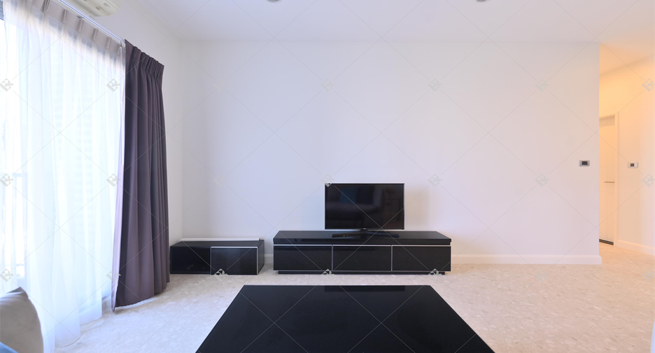 For sale 2 ベッドルーム condo in Khlong Toei, Bangkok