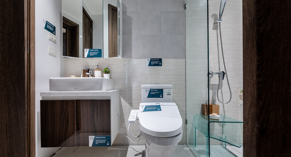For sale 2 ベッドルーム condo in Watthana, Bangkok