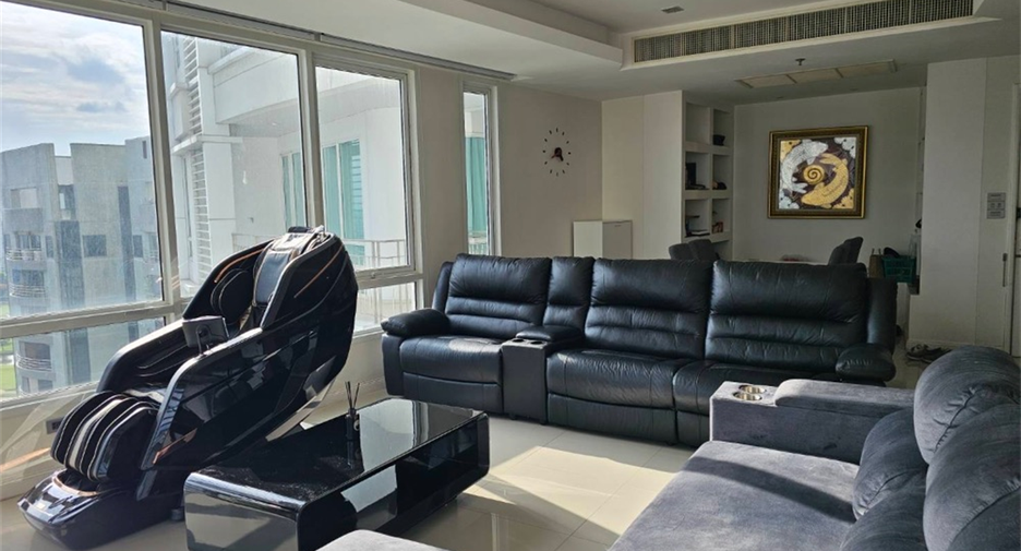For sale 3 ベッドルーム condo in Pathum Wan, Bangkok