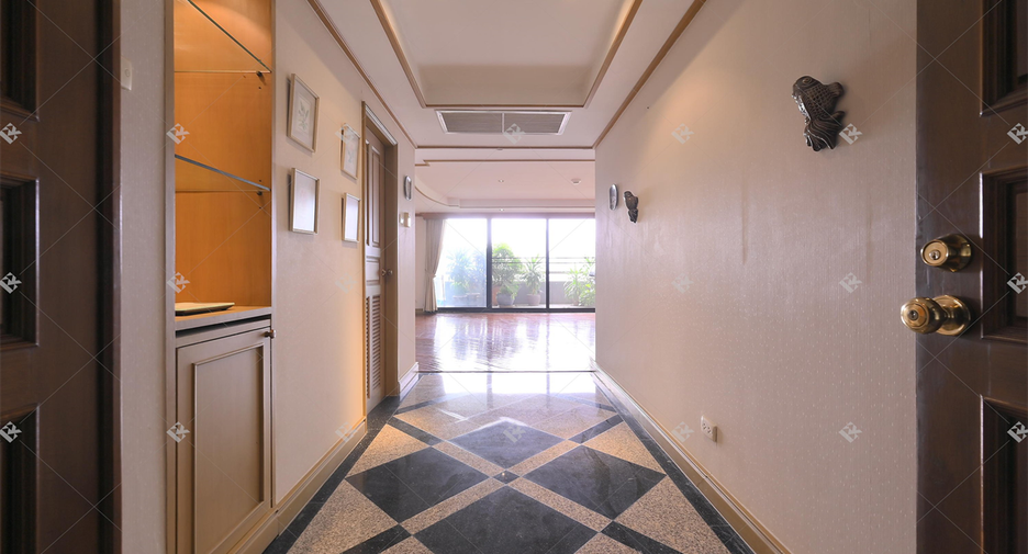 Wohnung zum Kauf mit 3 Zimmer in Pathum Wan, Bangkok