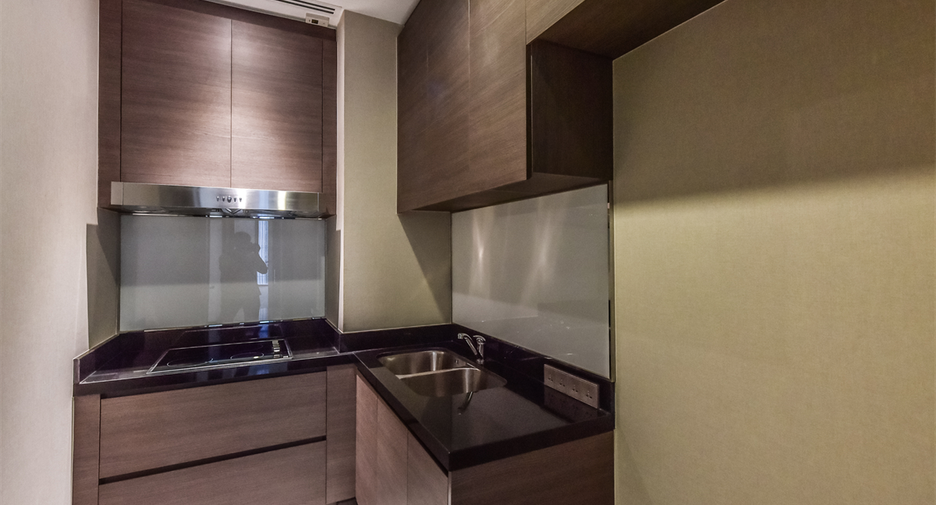À vendre 3 chambres condo à Khlong Toei, Bangkok