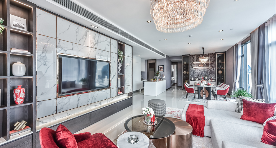 For sale 3 ベッドルーム condo in Khlong Toei, Bangkok