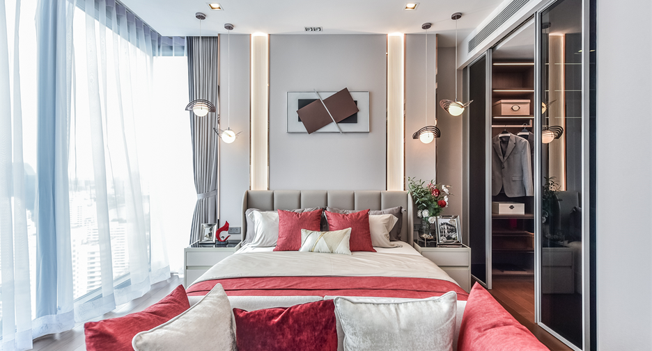 For sale 3 ベッドルーム condo in Khlong Toei, Bangkok