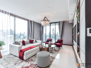 For sale 3 ベッドルーム condo in Khlong Toei, Bangkok