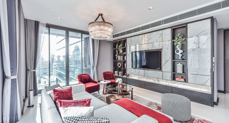 For sale 3 ベッドルーム condo in Khlong Toei, Bangkok