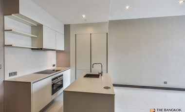 À vendre 2 chambres condo à Khlong Toei, Bangkok