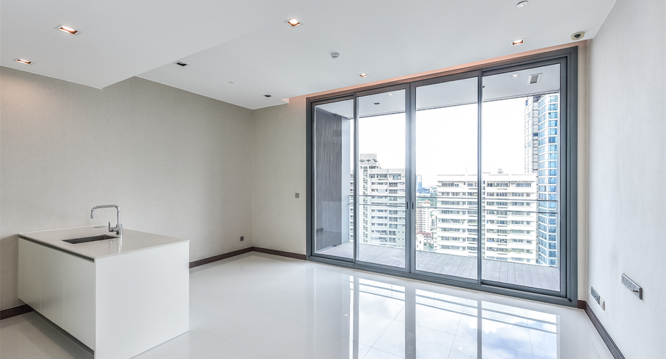 À vendre 2 chambres condo à Khlong Toei, Bangkok