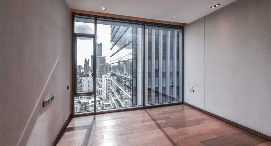 À vendre 2 chambres condo à Khlong Toei, Bangkok
