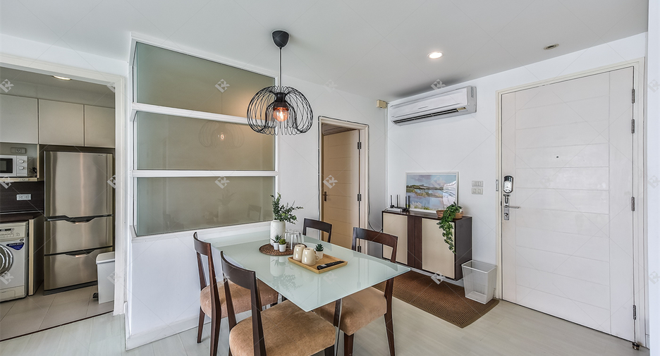 For sale 2 bedrooms condo in Khlong San, Bangkok