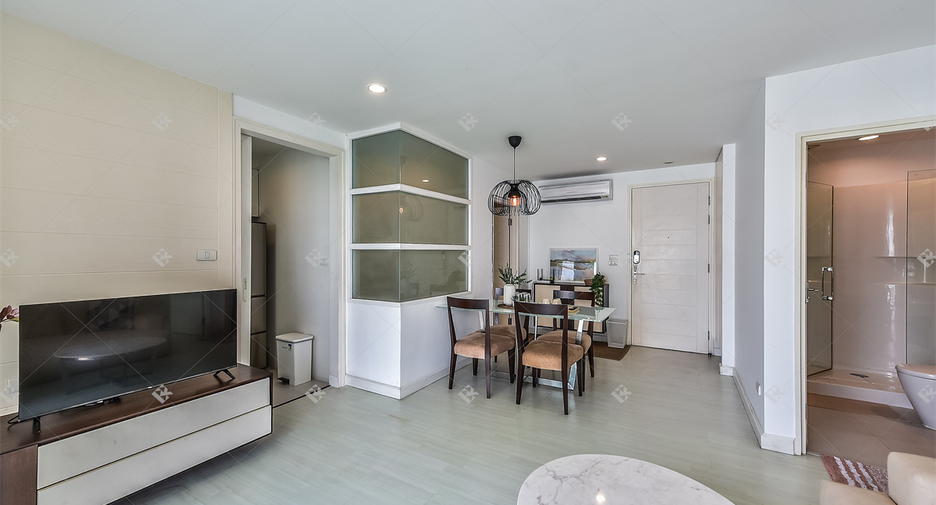 For sale 2 bedrooms condo in Khlong San, Bangkok