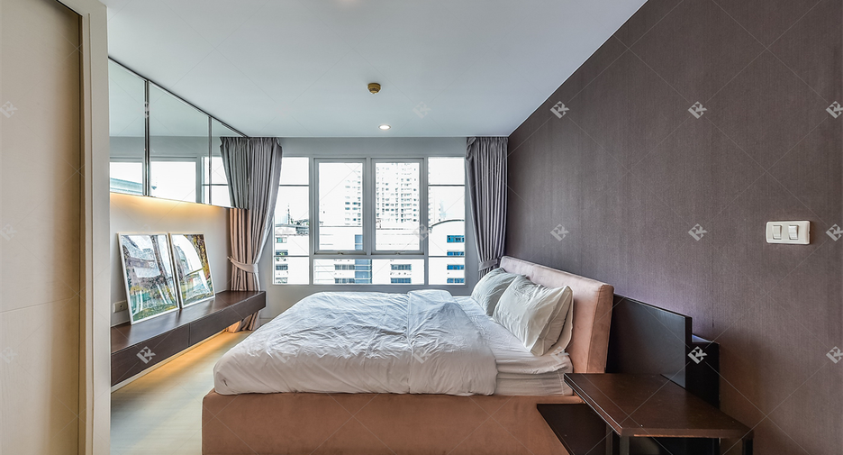 For sale 2 bedrooms condo in Khlong San, Bangkok