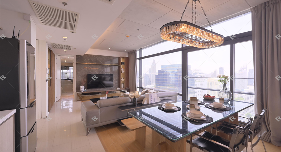 For sale 2 bedrooms condo in Watthana, Bangkok