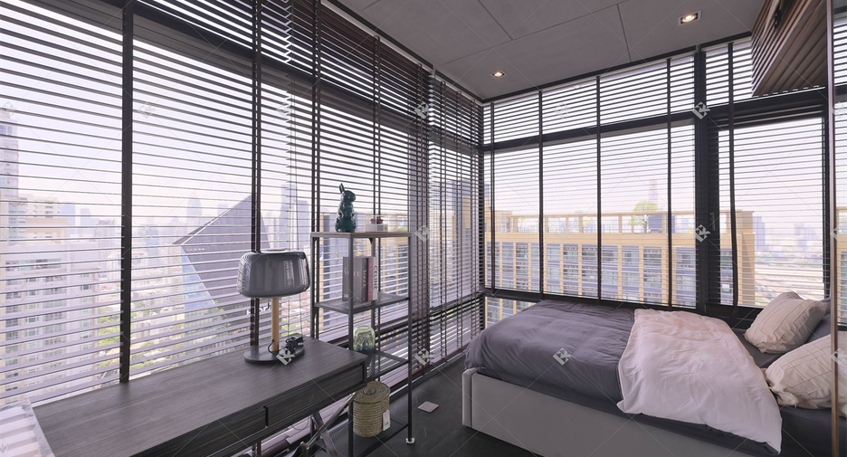 For sale 2 bedrooms condo in Watthana, Bangkok