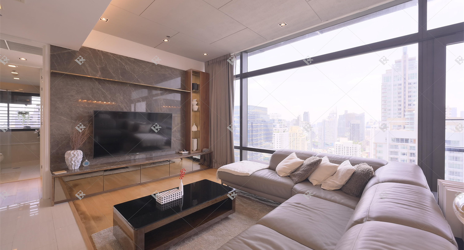 For sale 2 bedrooms condo in Watthana, Bangkok