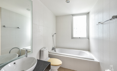 Wohnung zum Kauf mit 2 Zimmer in Sathon, Bangkok
