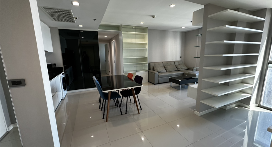 For sale 2 bedrooms condo in Yan Nawa, Bangkok