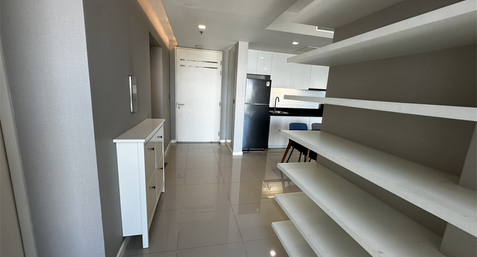 For sale 2 bedrooms condo in Yan Nawa, Bangkok