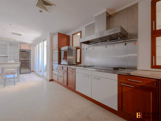 À vendre 5 chambres condo à Khlong Toei, Bangkok