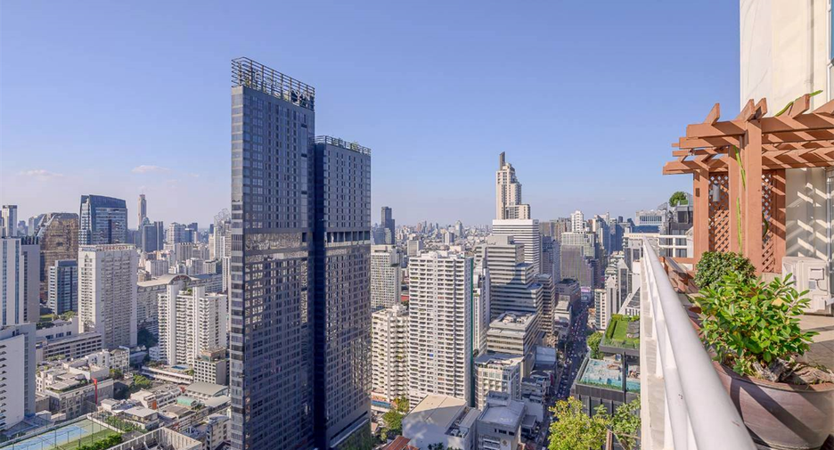出售 5 卧室 公寓 在 Khlong Toei, 曼谷