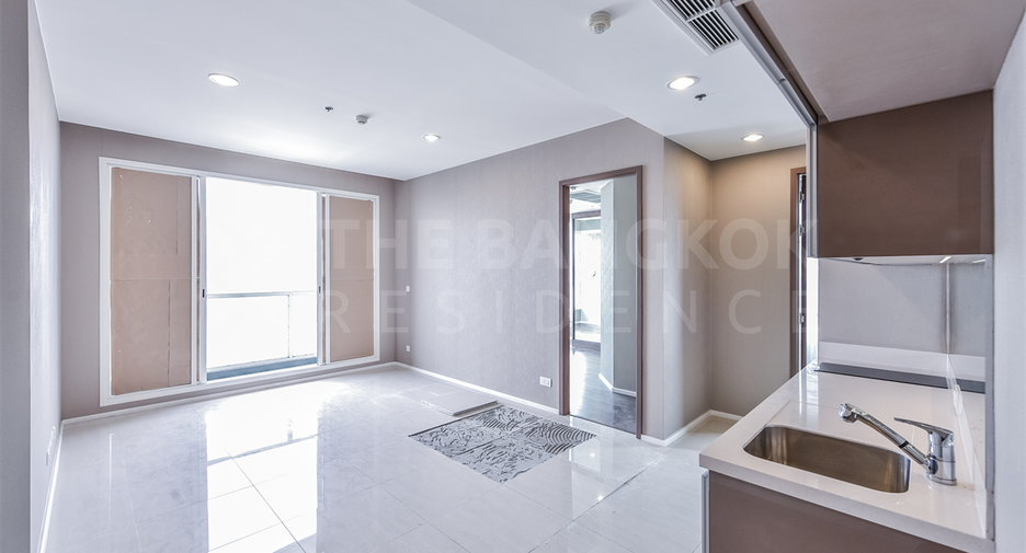 For sale 2 bedrooms condo in Bang Kho Laem, Bangkok