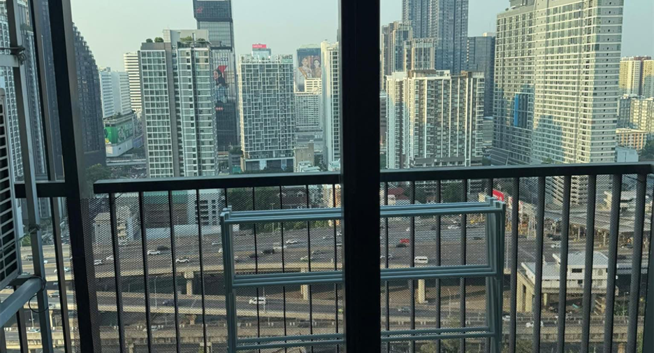 Condo en venta de 2 habitaciones en Watthana, Bangkok