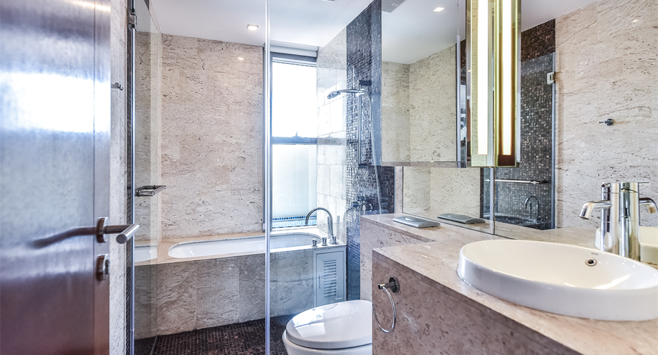 À vendre 4 chambres condo à Si Racha, Chonburi