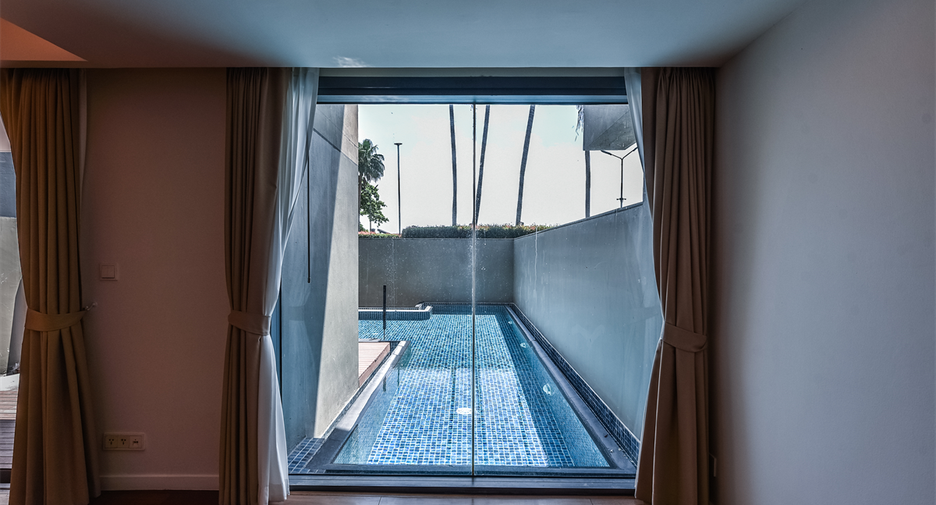 À vendre 4 chambres condo à Si Racha, Chonburi