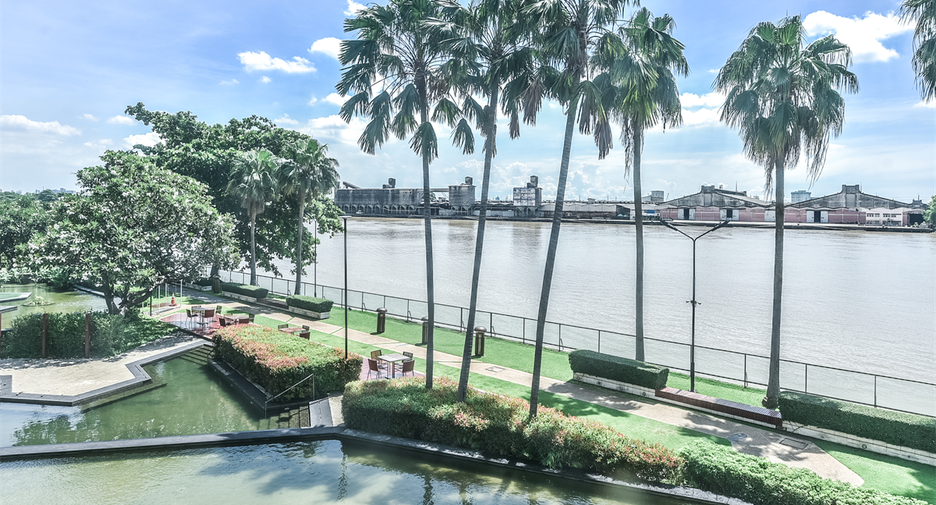 À vendre 4 chambres condo à Si Racha, Chonburi