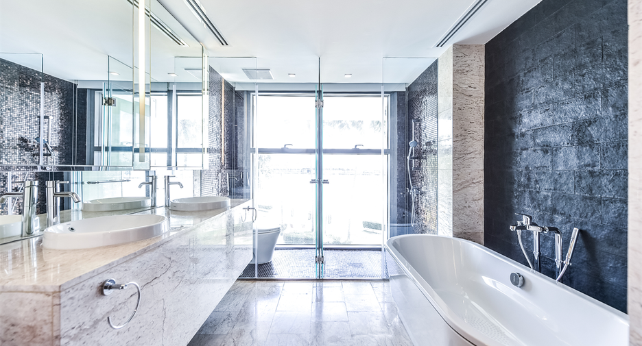 À vendre 4 chambres condo à Si Racha, Chonburi