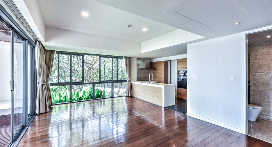 À vendre 4 chambres condo à Si Racha, Chonburi