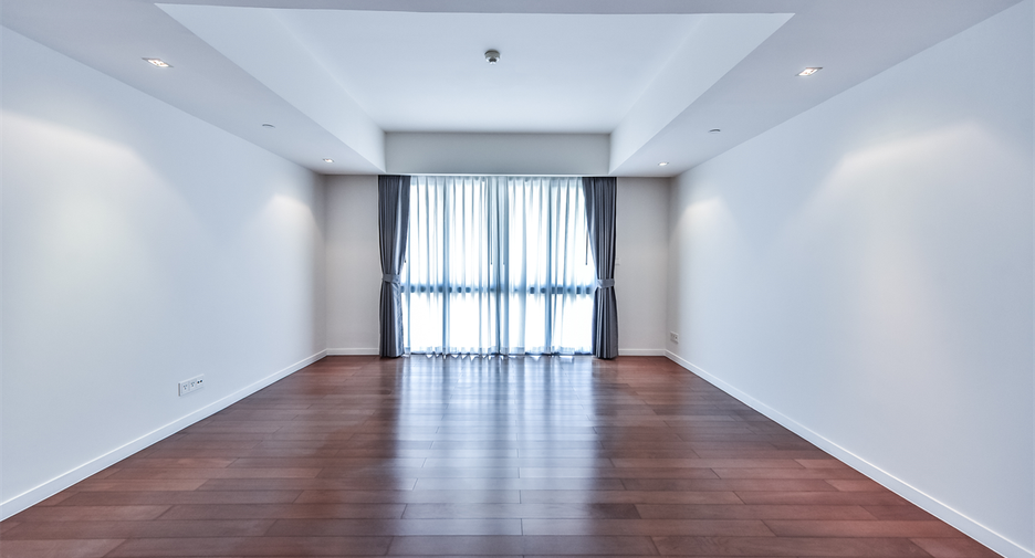 À vendre 4 chambres condo à Si Racha, Chonburi