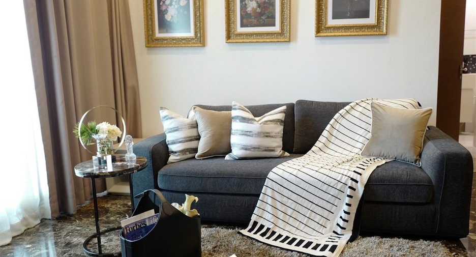 For sale 2 ベッドルーム condo in Sathon, Bangkok