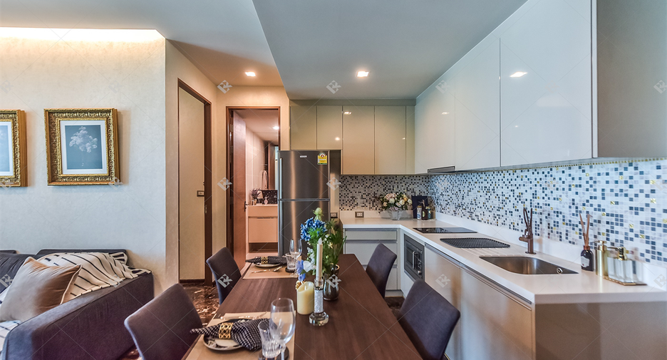 For sale 2 bedrooms condo in Sathon, Bangkok