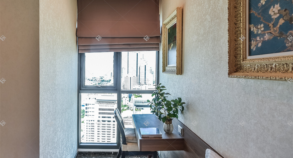 For sale 2 bedrooms condo in Sathon, Bangkok