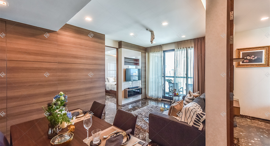 For sale 2 bedrooms condo in Sathon, Bangkok