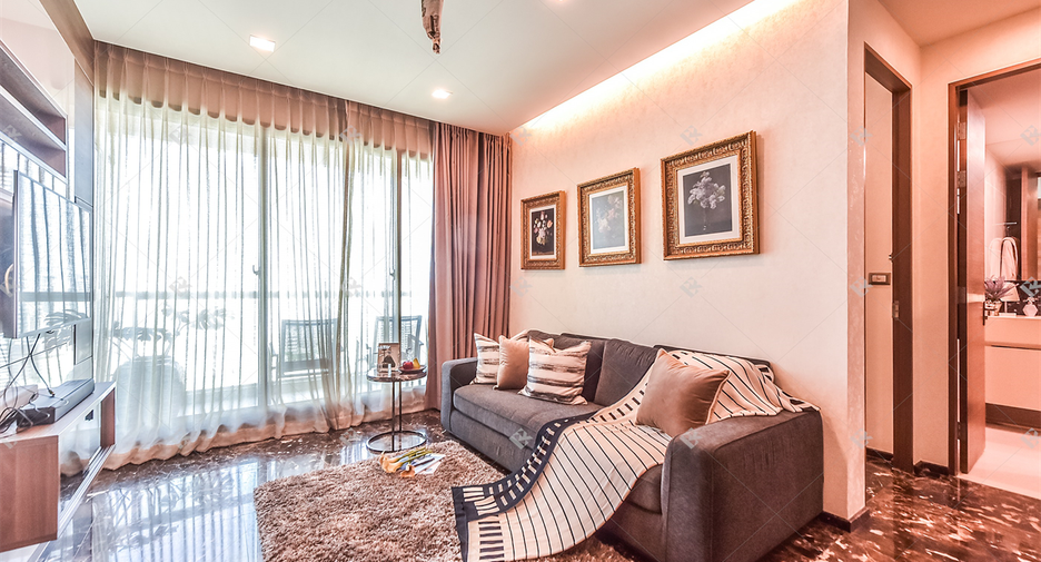 For sale 2 bedrooms condo in Sathon, Bangkok