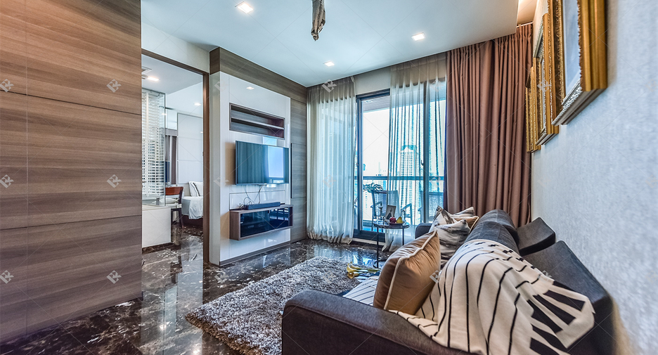 For sale 2 bedrooms condo in Sathon, Bangkok