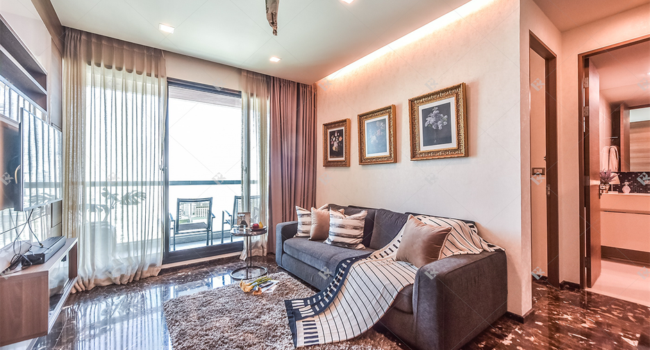 For sale 2 bedrooms condo in Sathon, Bangkok