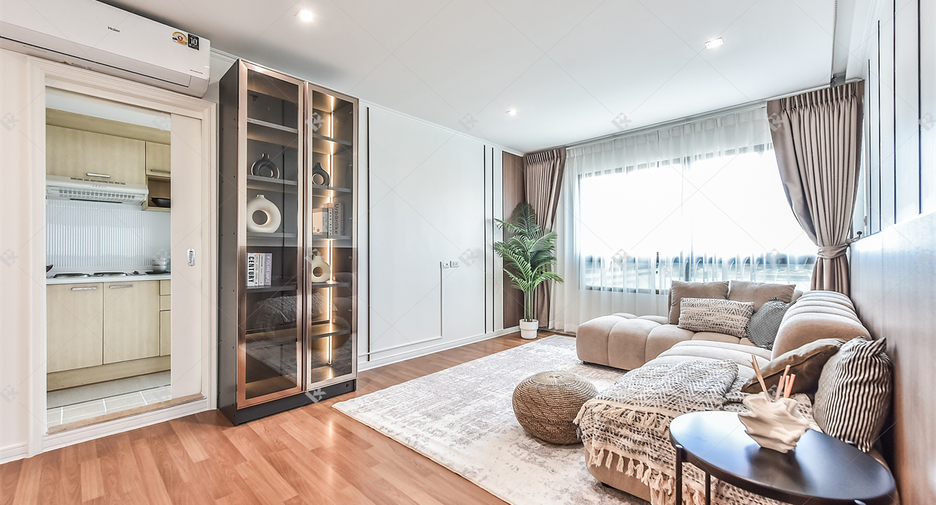 Condo en venta de 2 habitaciones en Yan Nawa, Bangkok