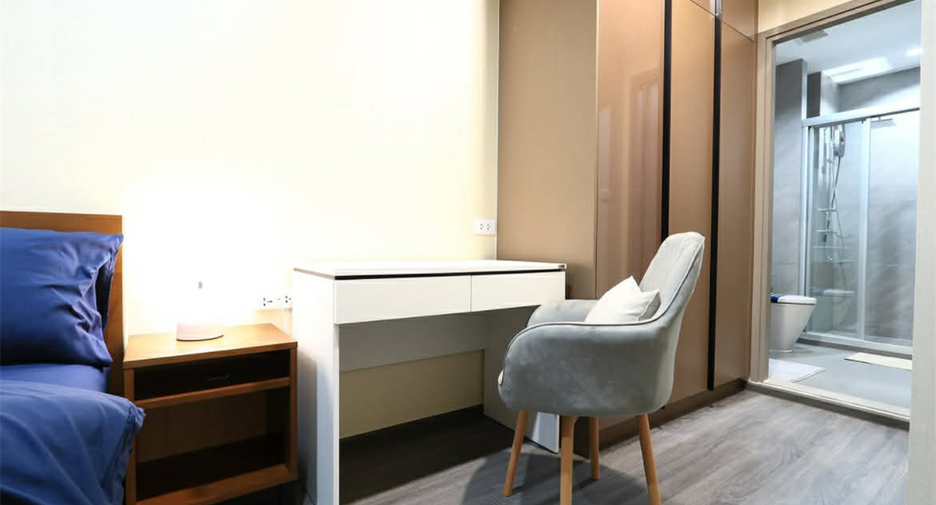 For sale 2 bedrooms condo in Khlong Toei, Bangkok