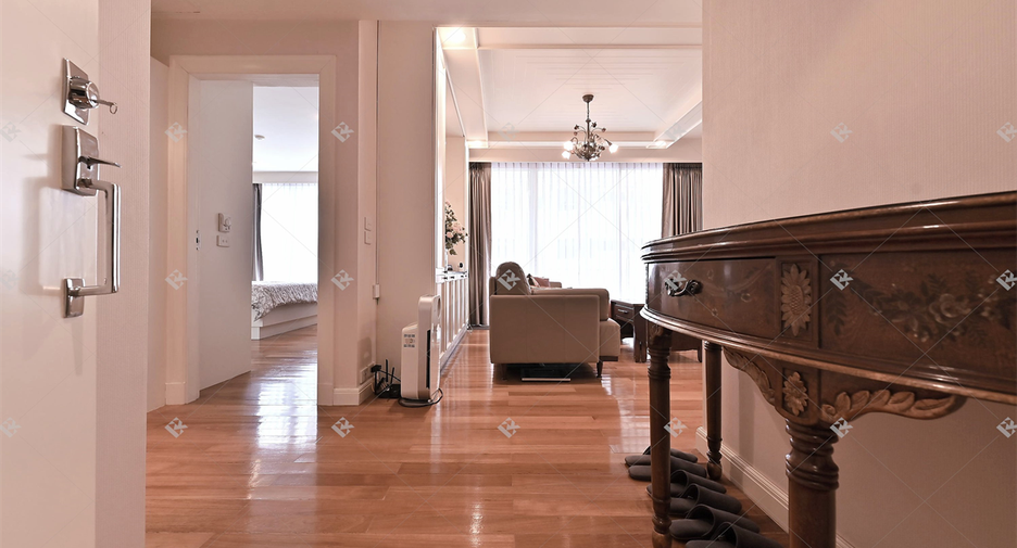 For sale 1 Beds condo in Pathum Wan, Bangkok