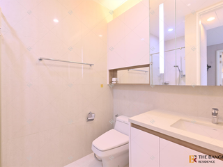 For sale 2 bedrooms condo in Pathum Wan, Bangkok
