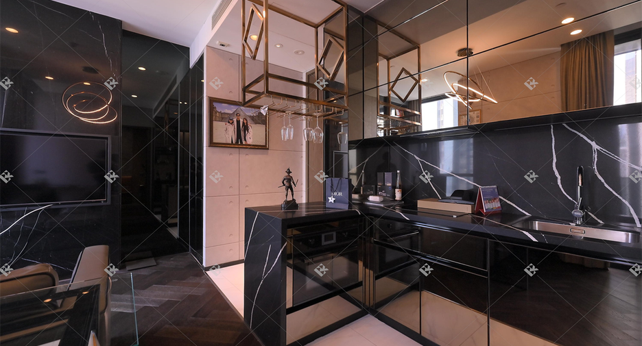 For sale 1 bed condo in Khlong Toei, Bangkok