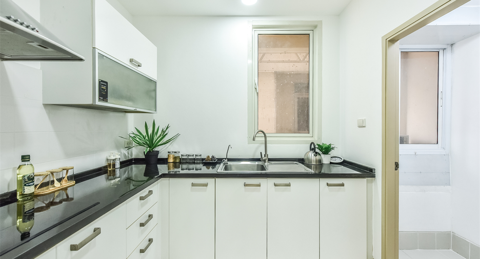 For sale 2 bedrooms condo in Watthana, Bangkok