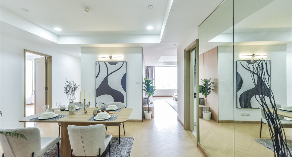 For sale 2 bedrooms condo in Watthana, Bangkok