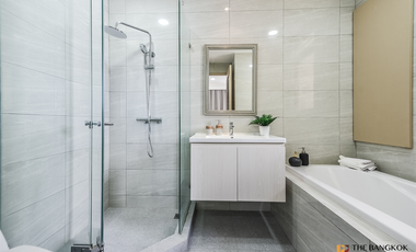 For sale 2 bedrooms condo in Watthana, Bangkok